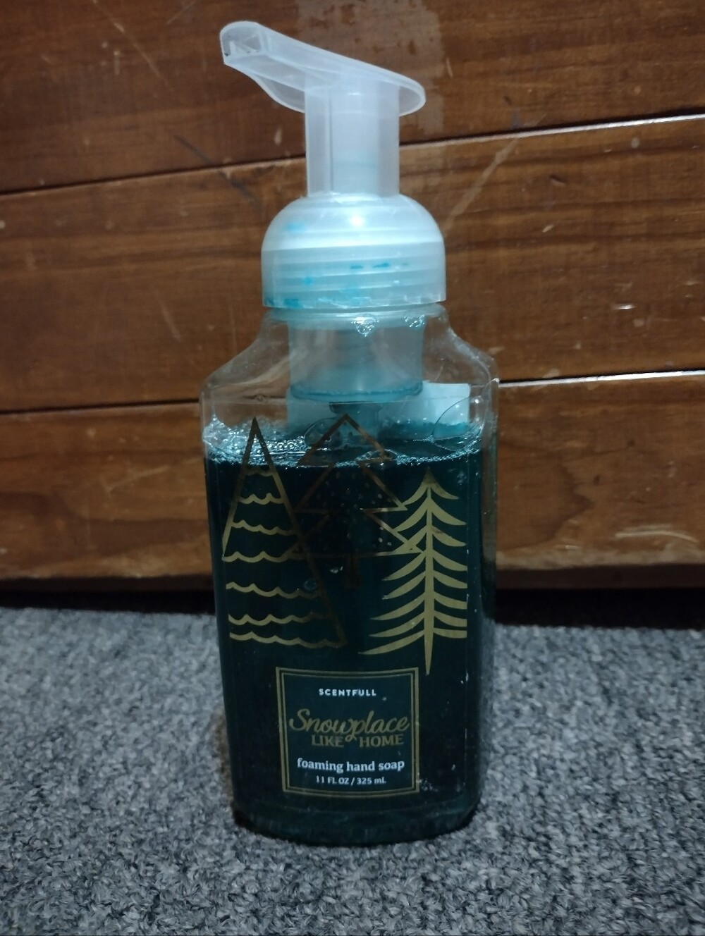 Scentful Snow Place Like Home Foaming Hand Soap – Deep Teal 11 FL OZ